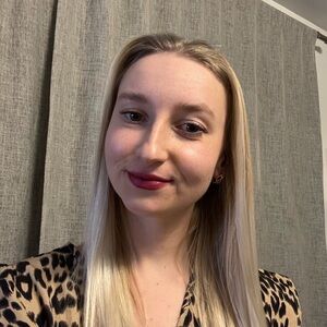 Meet your Posher, Veronika